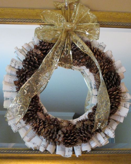 PineconeWreath2013