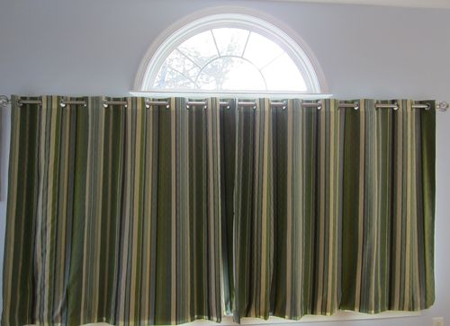 BrRoomDrapesFront