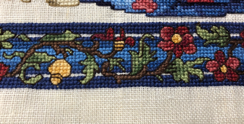 Maiden Uni HD-border detail Maiden Uni HD-border detail