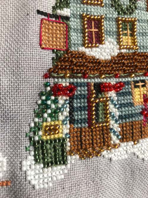 MH General Store HD-bow detail MH General Store HD-bow detail