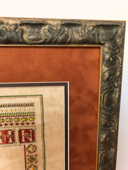 Celtic Autumn Framed HD-Corner