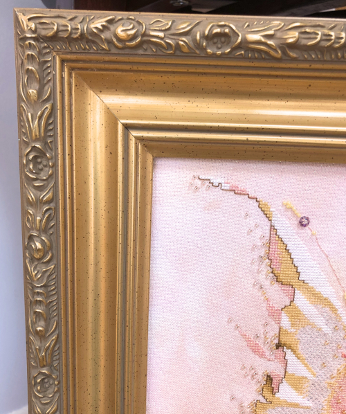 Titania Framed HD-corner