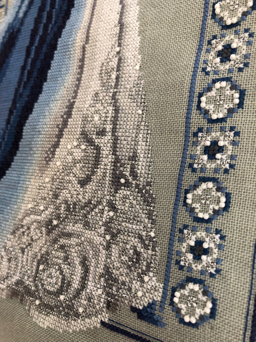 Celtic Winter HD dress deter;